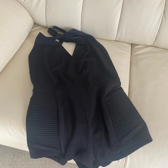 Pierre BALMAIN size 36 WRAP-EFFECT STRETCH-JERSEY HALTERNECK PLAYSUIT - Picture 2 of 14